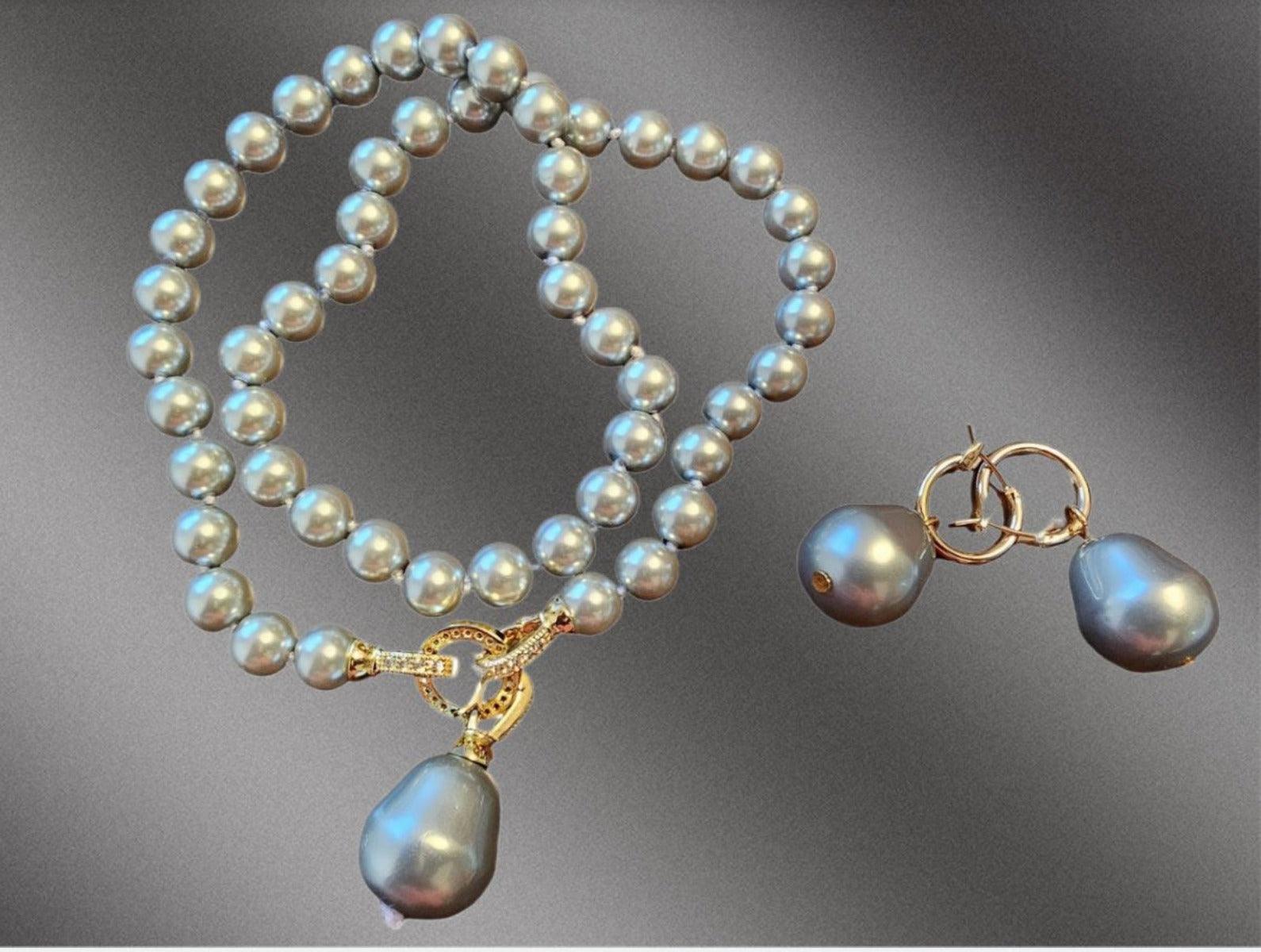 Regal 8mm Gray Pearl Set Baroque Pendant and Earing
